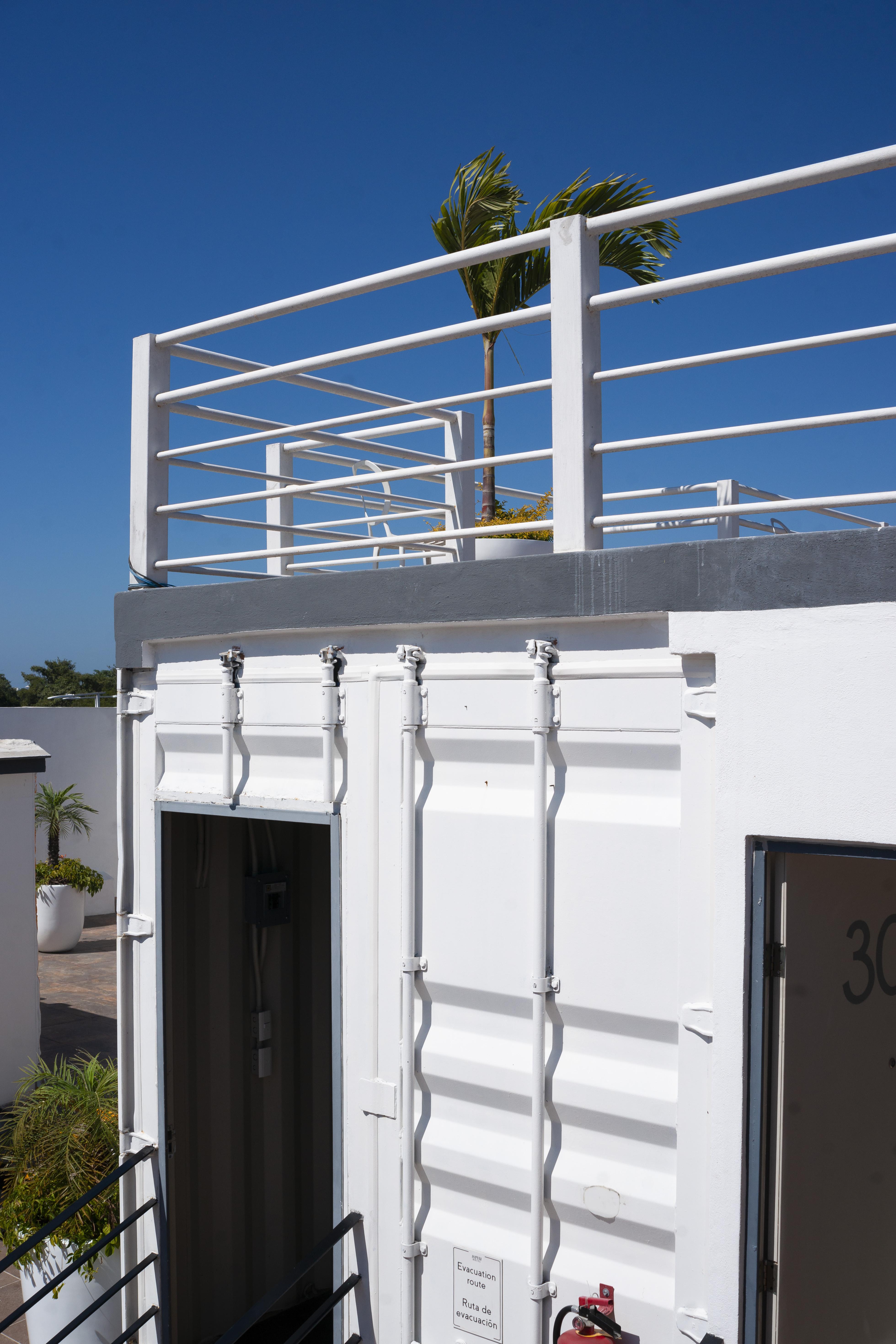 Container Inn Hotel Aeropuerto Puerto Vallarta Exterior photo