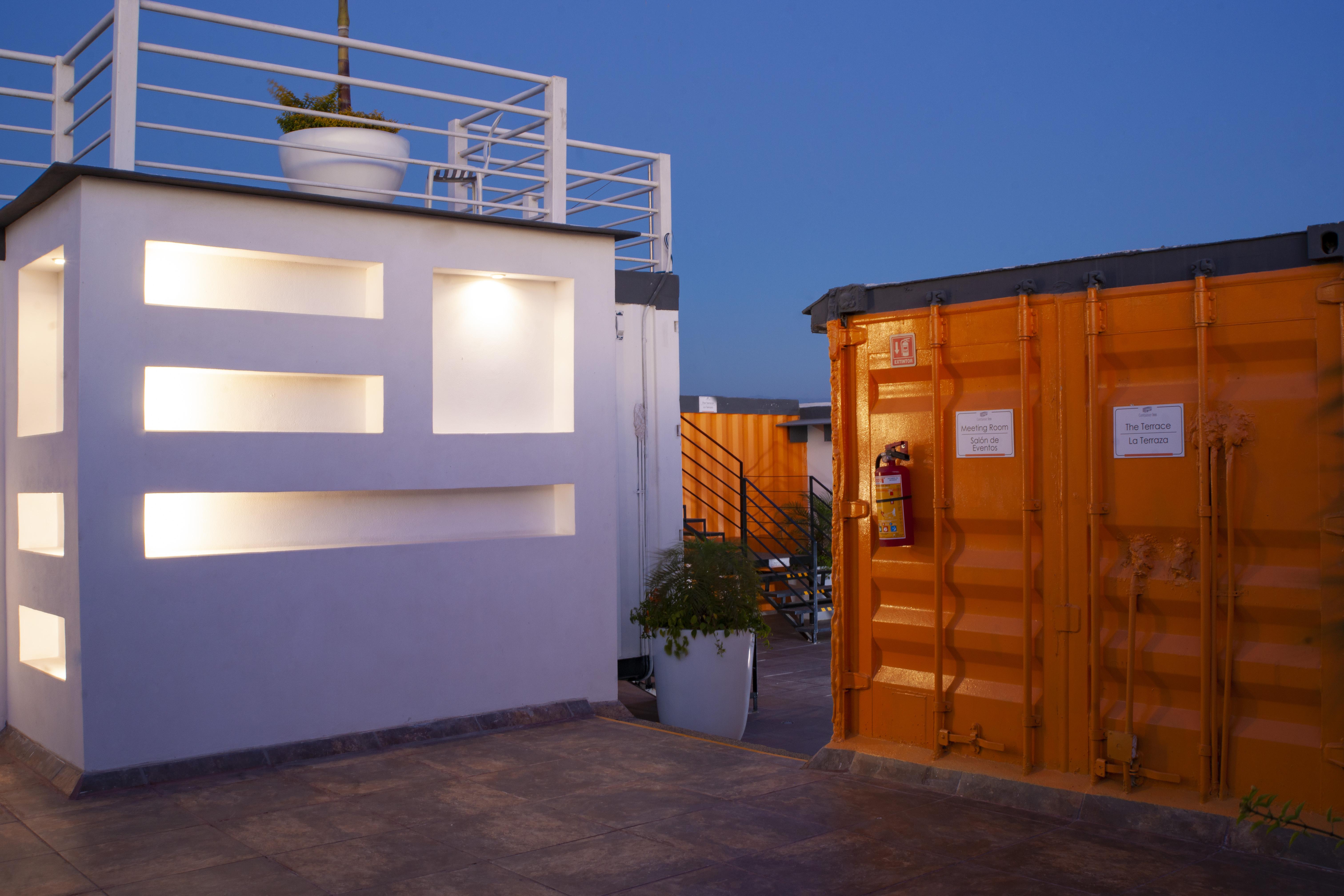 Container Inn Hotel Aeropuerto Puerto Vallarta Exterior photo